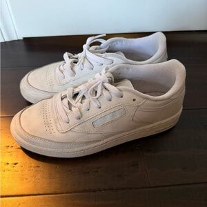 Reebok Classic Sneakers